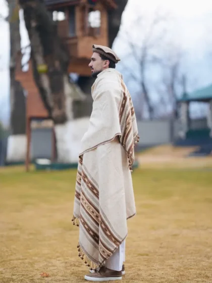 Chitrali Woolen Shawl For Gents cream